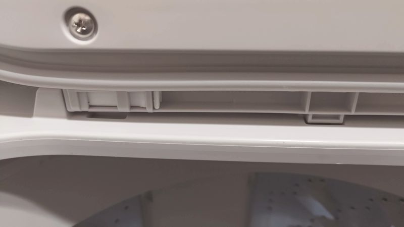 Panasonic洗濯機NA-FW100S1の蓋を修理する_172750